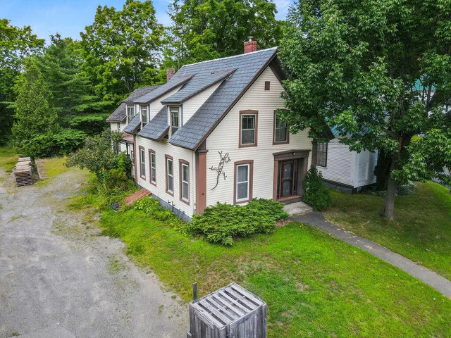 $265,000 | 26 Lincoln Street, Dover-Foxcroft, ME 04426