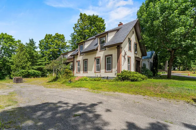 $265,000 | 26 Lincoln Street, Dover-Foxcroft, ME 04426