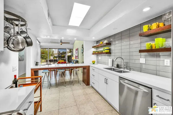 $643,000 | 2380 South Sky View Drive, Palm Springs, CA 92264
