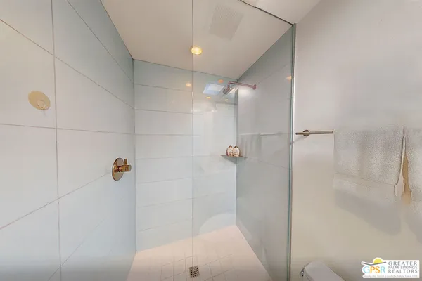 $643,000 | 2380 South Sky View Drive, Palm Springs, CA 92264