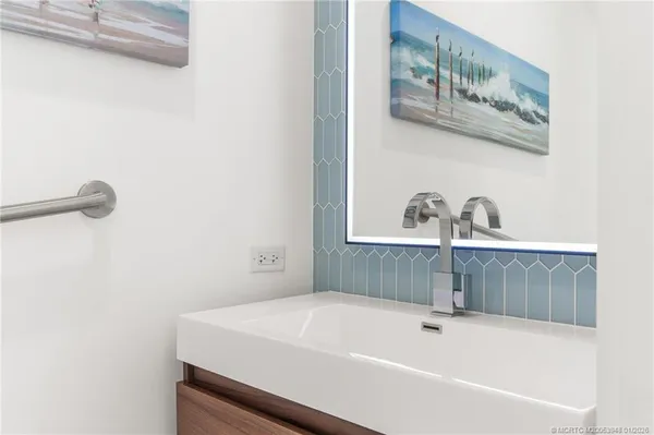 $14,750 | 55 Southeast Seminole Street, Unit 1A, Stuart, FL 34994
