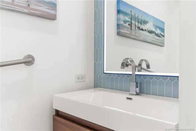 $14,750 | 55 Southeast Seminole Street, Unit 1A, Stuart, FL 34994