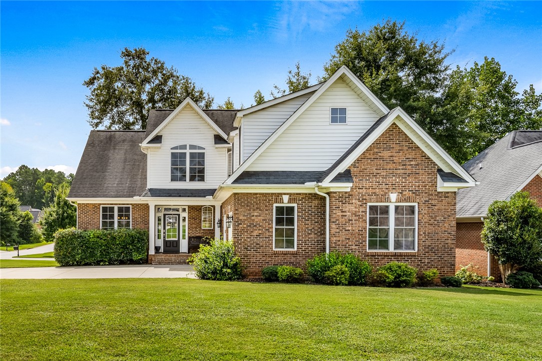301 Wilkes Way Anderson, SC 29621 - Photo 3 of 31 Gallery Image 3