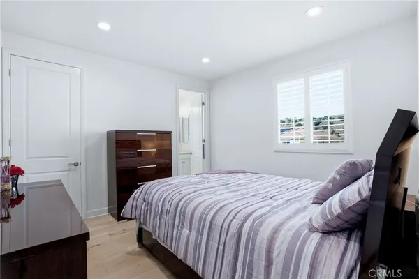 $8,950 | 24364 Clear Creek Place, West Hills, CA 91304