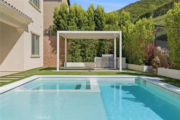$8,950 | 24364 Clear Creek Place, West Hills, CA 91304