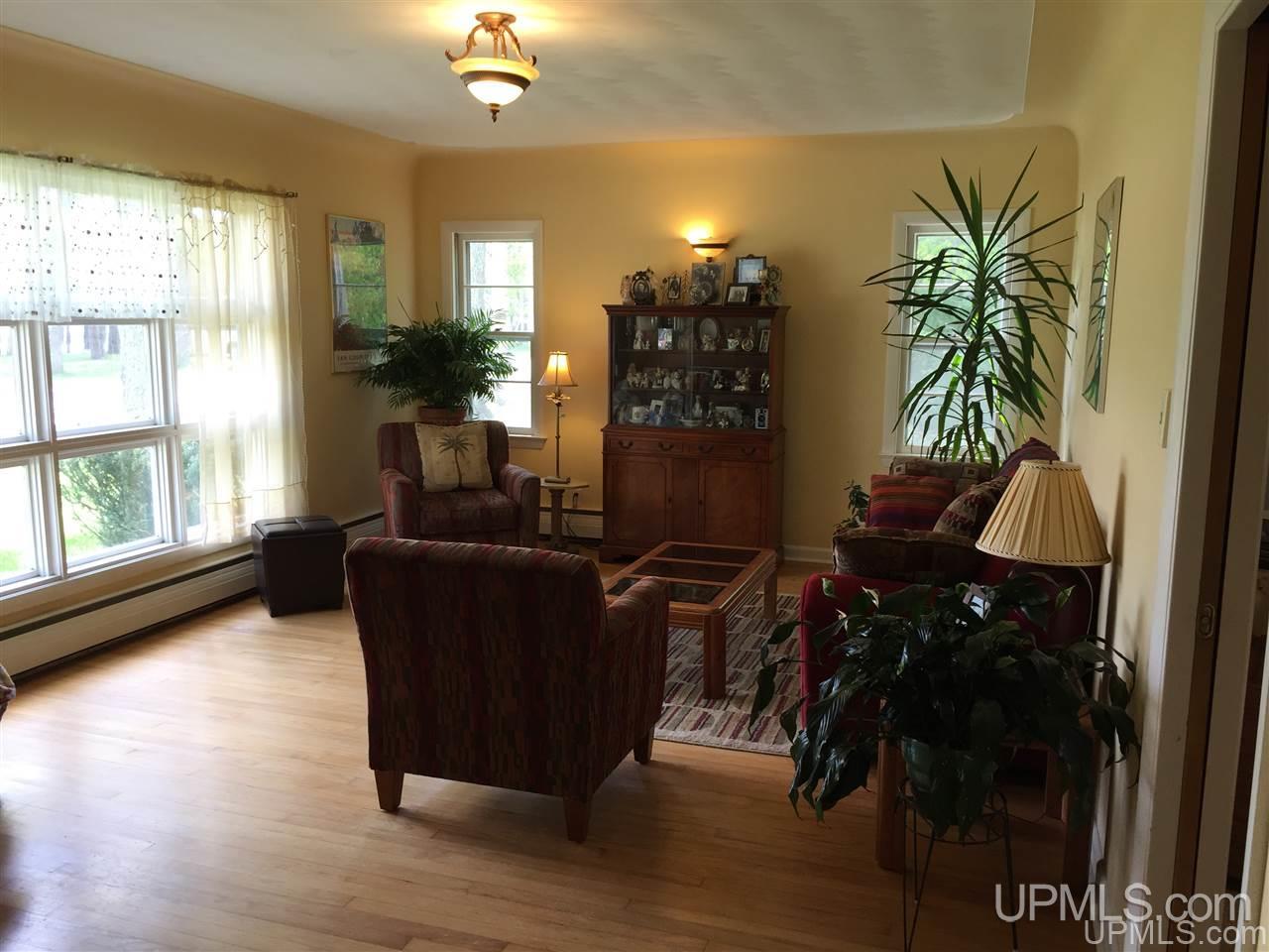 923 North Co Road Manistique, MI 49854 - Photo 4 of 8