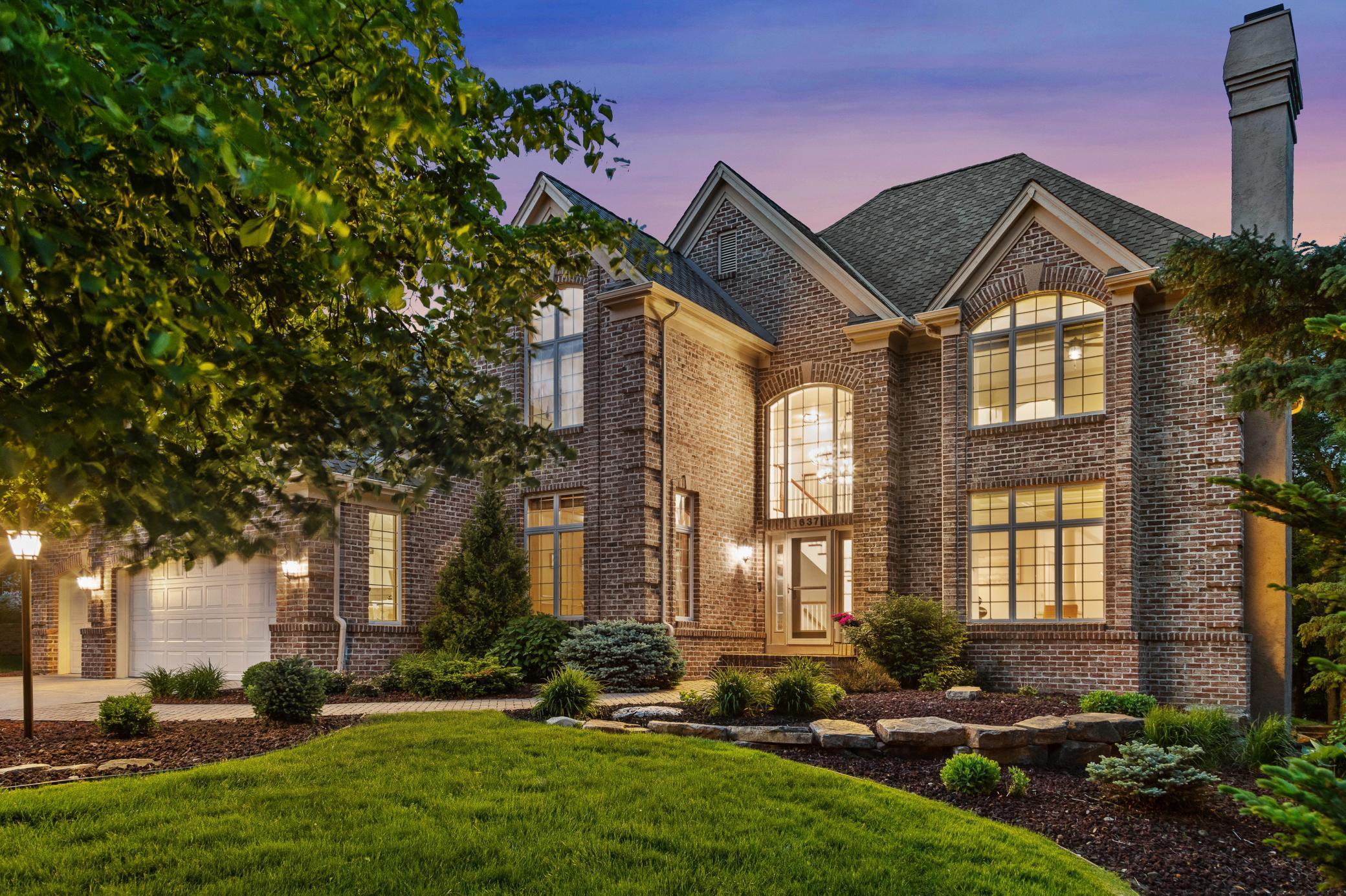 1637 Quail Ridge Road Woodbury, MN 55125 - Photo 1 of 1 Gallery Image 1
