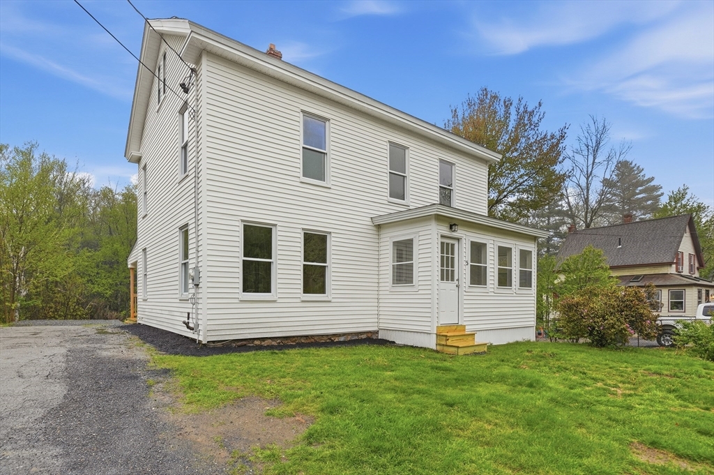 5 Russell Avenue Ashburnham, MA 01430 - Photo 2 of 33