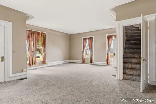 $475,000 | 12201 Sparta Avenue Northwest, Sparta, MI 49345