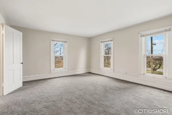 $475,000 | 12201 Sparta Avenue Northwest, Sparta, MI 49345