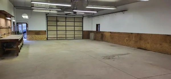 $475,000 | 12201 Sparta Avenue Northwest, Sparta, MI 49345