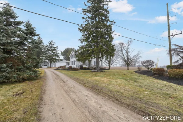 $475,000 | 12201 Sparta Avenue Northwest, Sparta, MI 49345