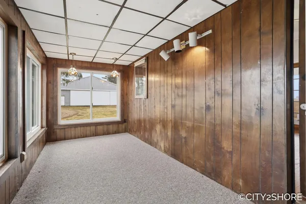 $475,000 | 12201 Sparta Avenue Northwest, Sparta, MI 49345