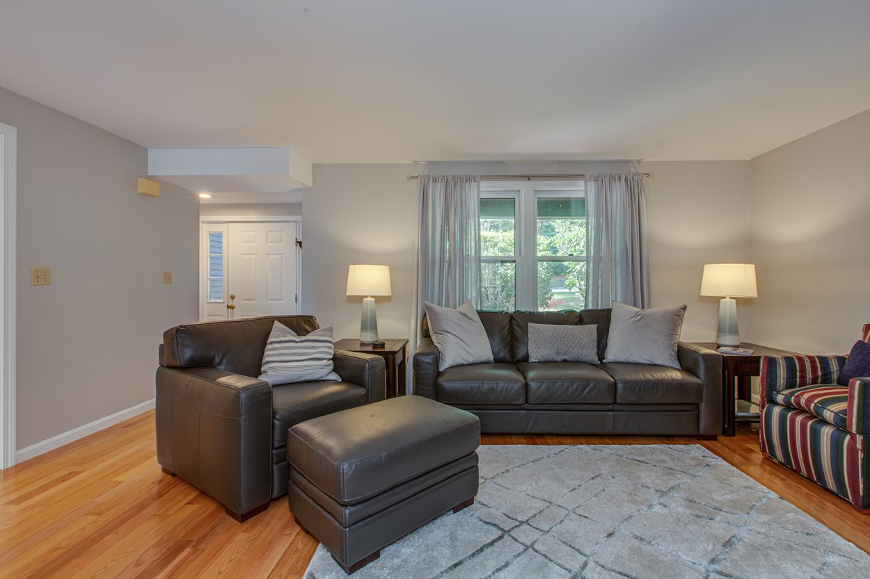 52 Stacey Circle Windham, NH 03087 - Photo 6 of 36 Gallery Image 6