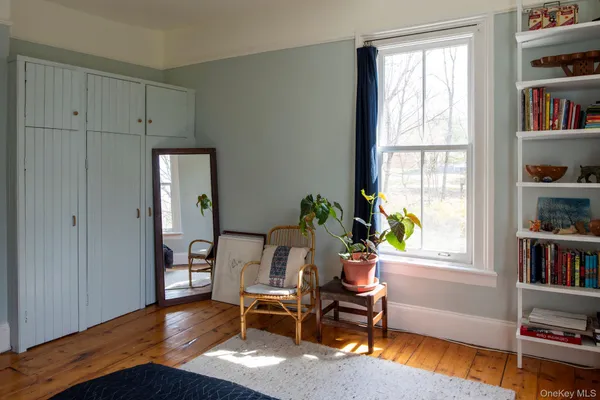 $5,000 | 225 Barrytown Road, Barrytown, NY 12507