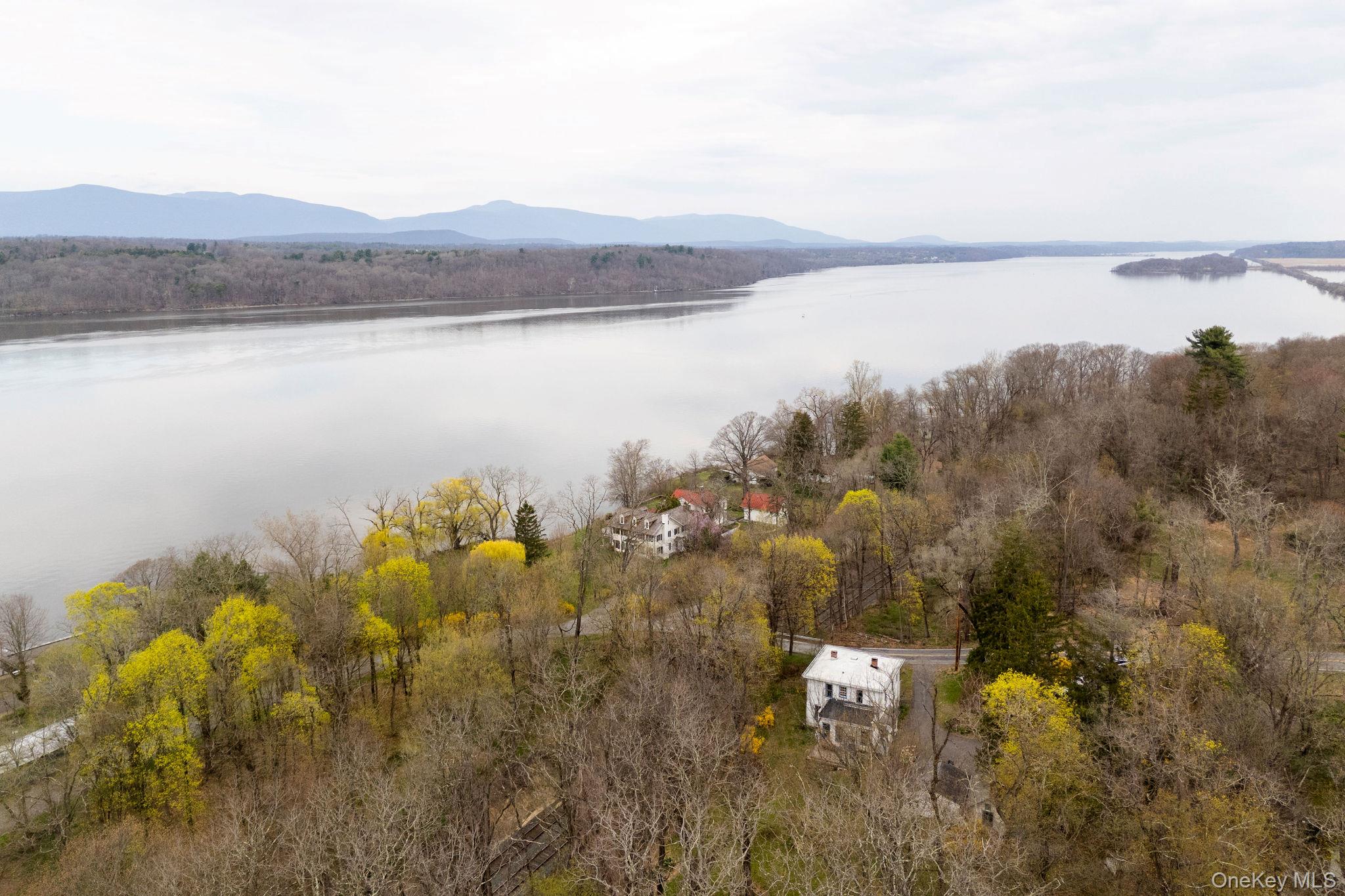 225 Barrytown Road Barrytown, NY 12507 - Photo 2 of 22