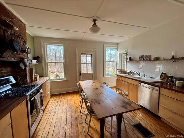 $5,000 | 225 Barrytown Road, Barrytown, NY 12507