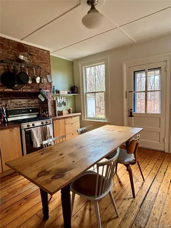 $5,000 | 225 Barrytown Road, Barrytown, NY 12507