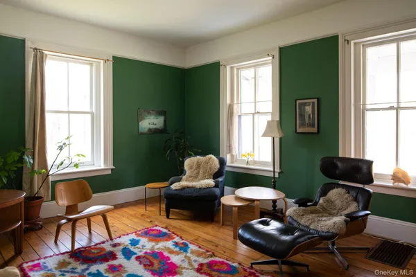 $5,000 | 225 Barrytown Road, Barrytown, NY 12507