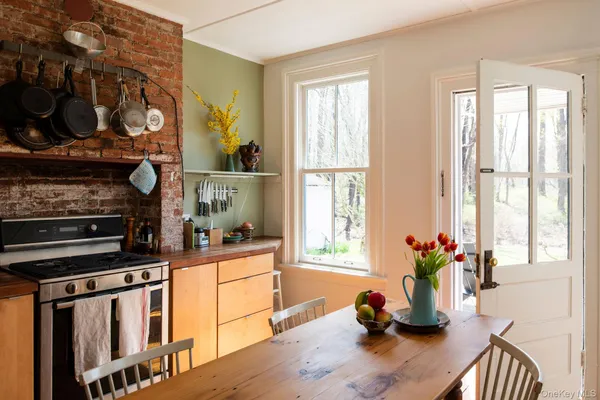 $5,000 | 225 Barrytown Road, Barrytown, NY 12507