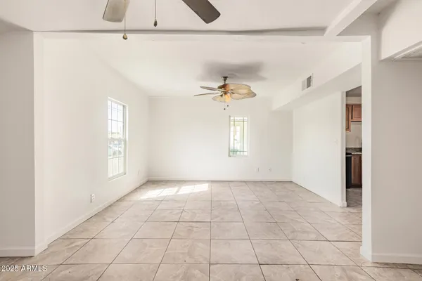 $279,000 | 1010 East Chipman Road, Phoenix, AZ 85040