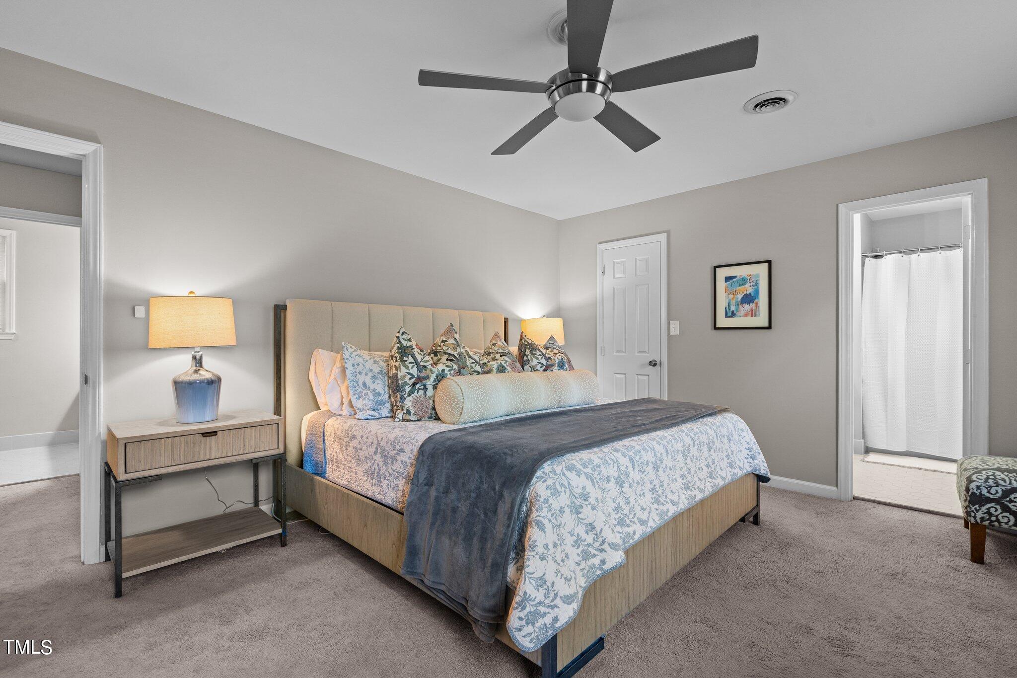 801 Purdue Street Raleigh, NC 27609 - Photo 26 of 40 39-web-or-mls-_NFP8080