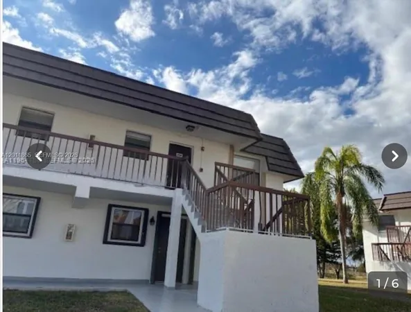 $1,980 | 14857 Southwest 104th Street, Unit 9205, Miami, FL 33196