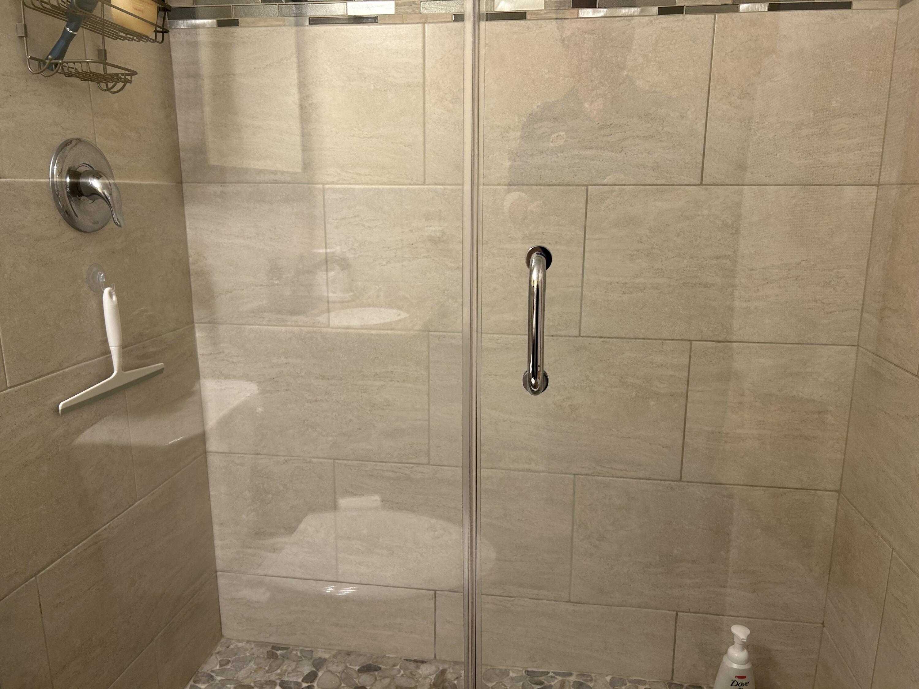 3070 Cornwall East, Unit 3070D Boca Raton, FL 33434 - Photo 11 of 22 a bathroom with a shower