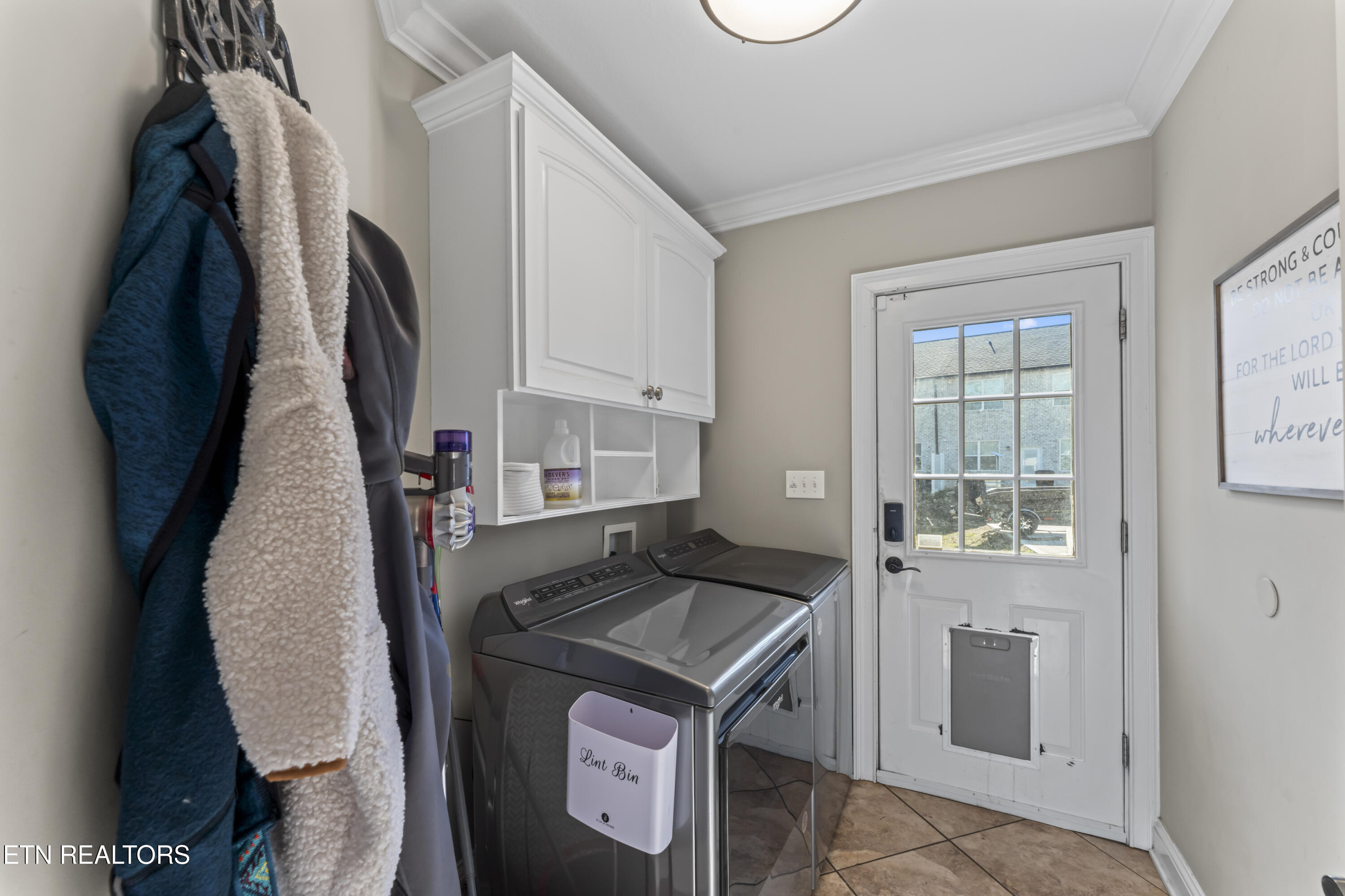 4906 East Emory Road Knoxville, TN 37938 - Photo 9 of 33 photos_high_resolution_DSC03911