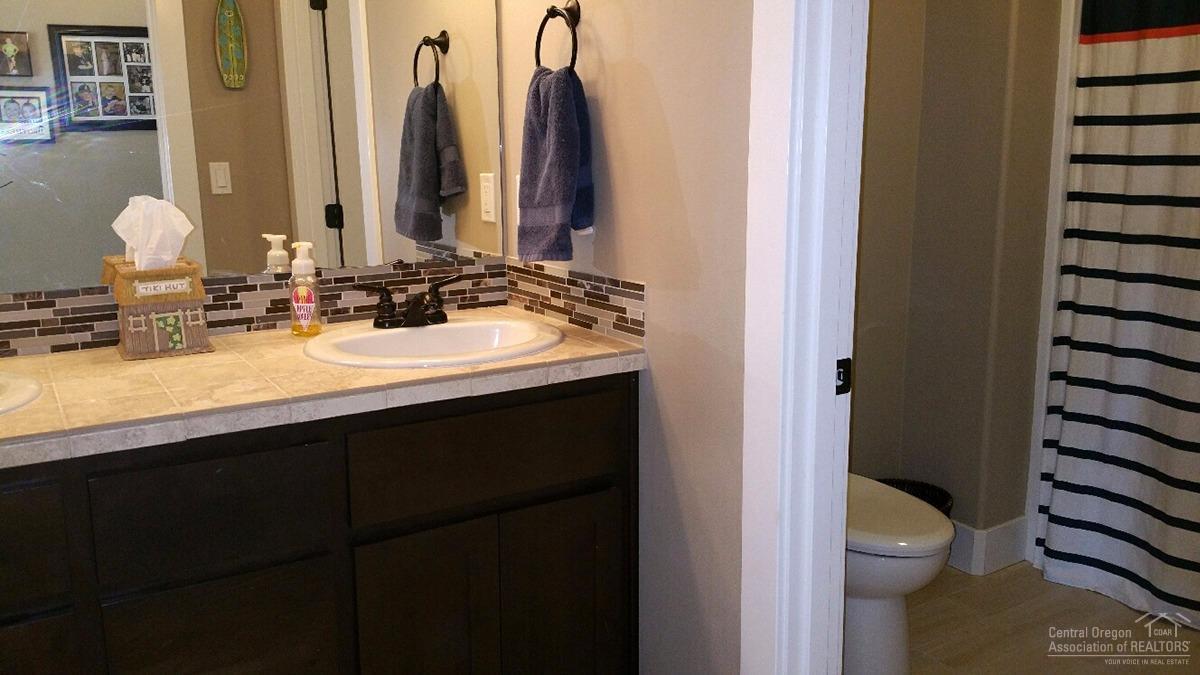 20864 Rorick Drive Bend, OR 97701 - Photo 18 of 24 Additional Photo