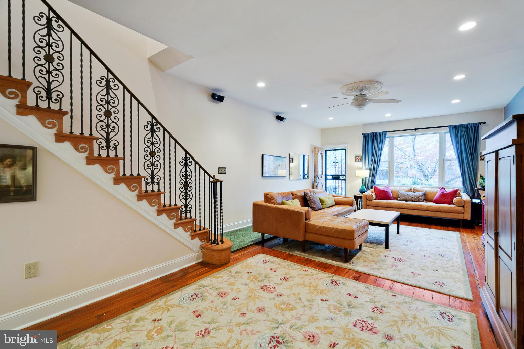 710 Reed Street Philadelphia, PA 19147 - Photo 2 of 16