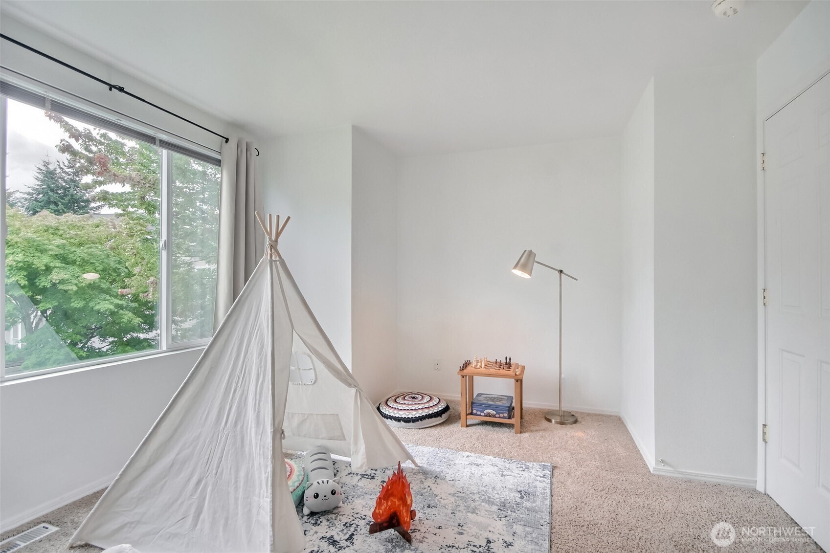 16232 118th Lane Northeast, Unit 14 Bothell, WA 98011 - Photo 13 of 32