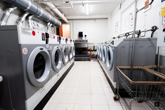 $270,000 | 339 East 58th Street, Unit 2B | Sutton Place