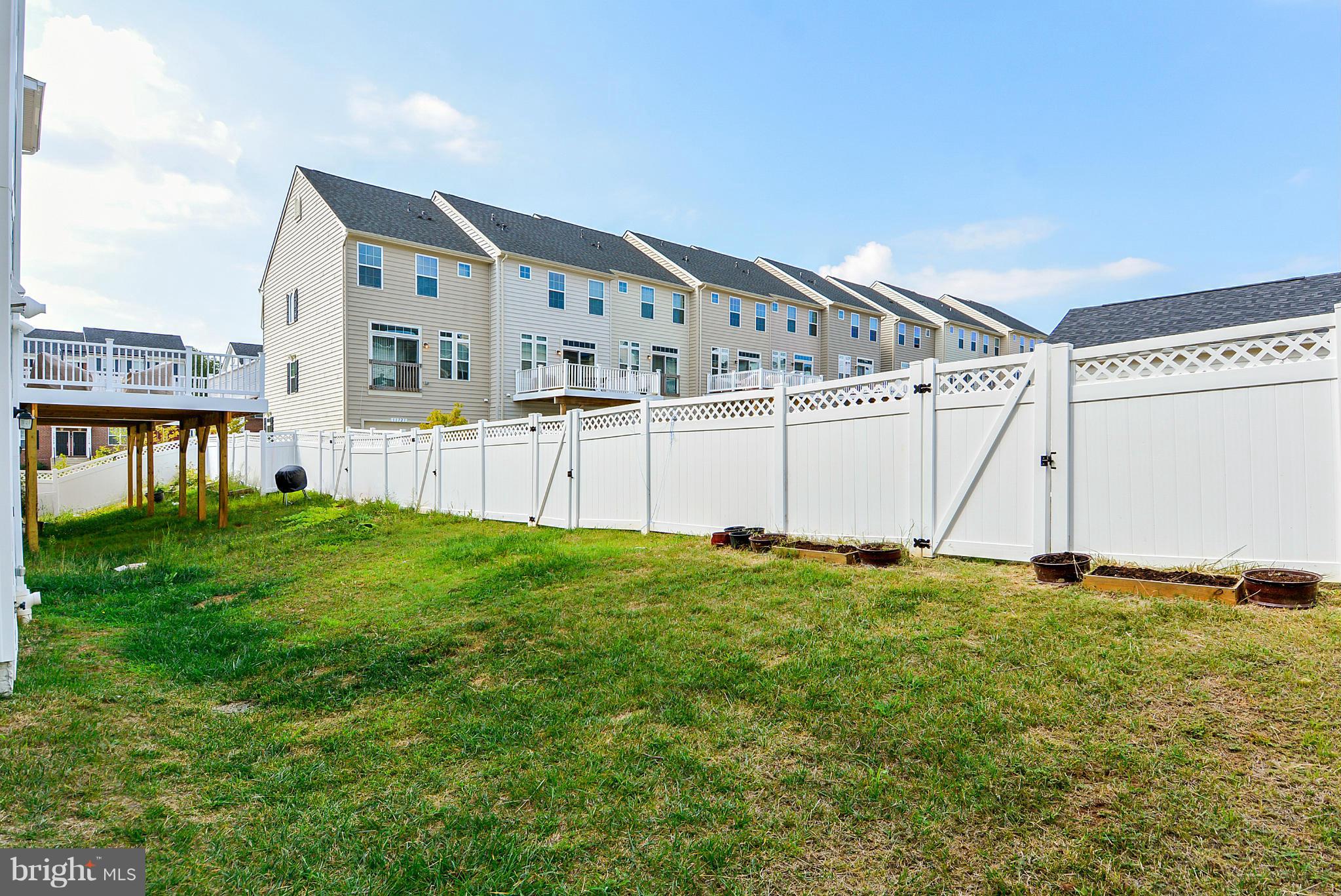 23008 Meadow Mist Road Clarksburg, MD 20871 - Photo 23 of 30 Exterior (Rear)