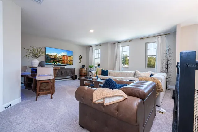 $799,000 | 702 Pointe Emerson Boulevard, Apopka, FL 32703