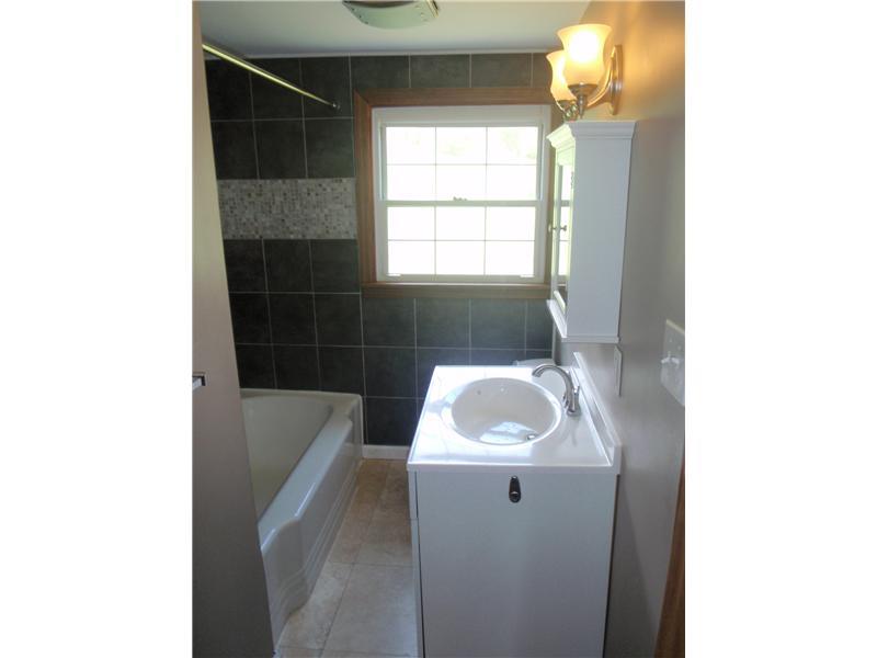 2925 Conway Wallrose Road Economy, PA 15005 - Photo 10 of 18 Full Bath. 2ND FLOOR FULL BATH COMPLETELY REMODELED