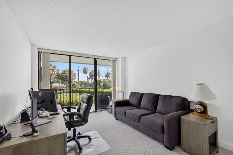 $999,000 | 1300 Florida A1A, Unit 201, Jupiter, FL 33477