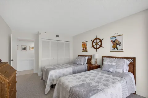 $999,000 | 1300 Florida A1A, Unit 201, Jupiter, FL 33477