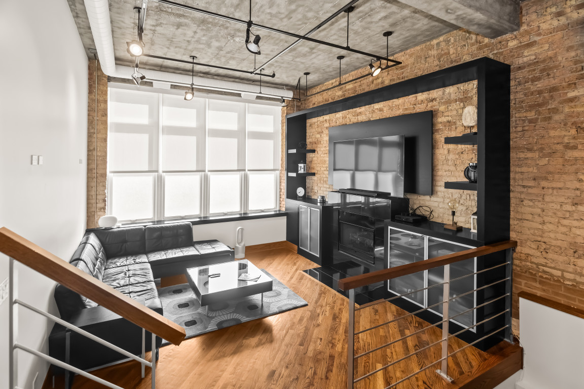 1830 Ridge Avenue, Unit 103 Evanston, IL 60201 - Photo 3 of 18