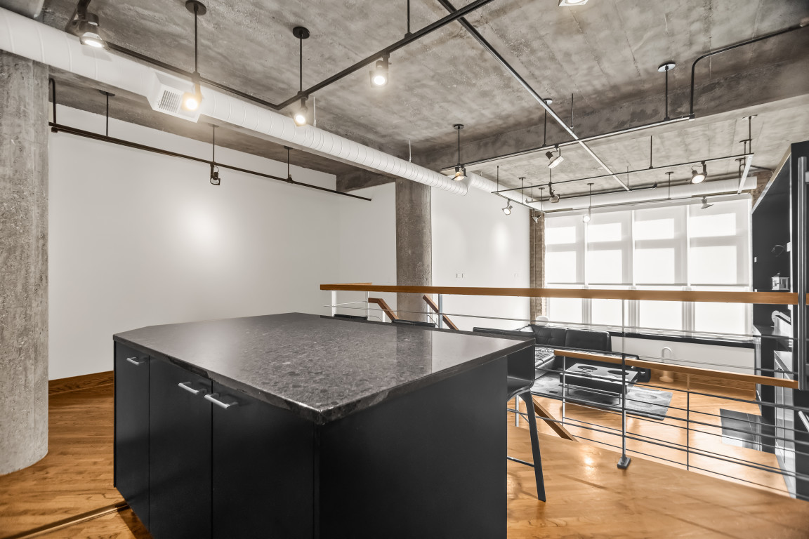 1830 Ridge Avenue, Unit 103 Evanston, IL 60201 - Photo 8 of 18