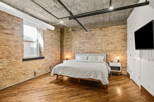 $3,900 | 1830 Ridge Avenue, Unit 103, Evanston, IL 60201