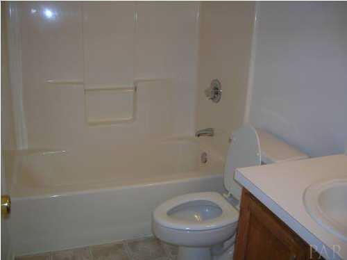 4404 Bayou Ridge Drive Pace, FL 32571 - Photo 8 of 23 ~ One of Two Full Baths ~