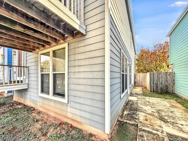 $950 | 338 Trestle Tree, Unit C, San Marcos, TX 78666