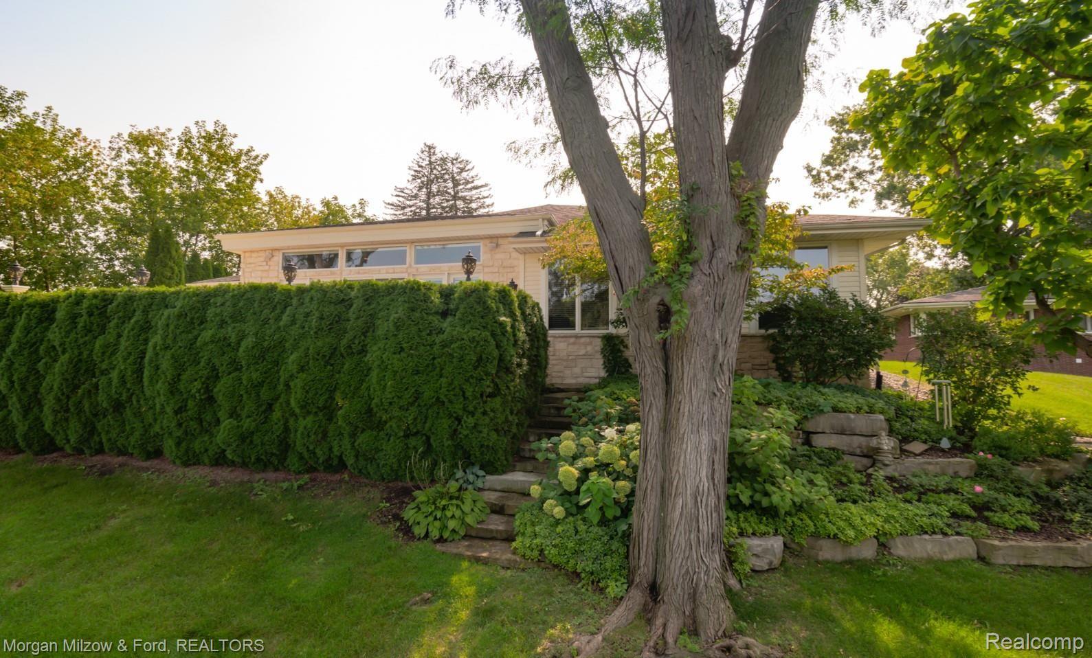 6323 Middle Lake Road Clarkston, MI 48346 - Photo 37 of 41 6323 Middle Lake (37).jpg