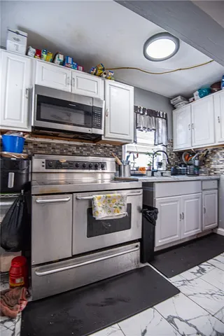 $449,900 | 171 Unit Street, Providence, RI 02909