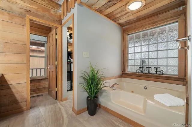 $799,000 | 1084 Iron Mountain Drive, Livermore, CO 80536