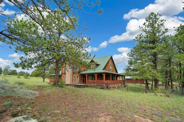 $799,000 | 1084 Iron Mountain Drive, Livermore, CO 80536