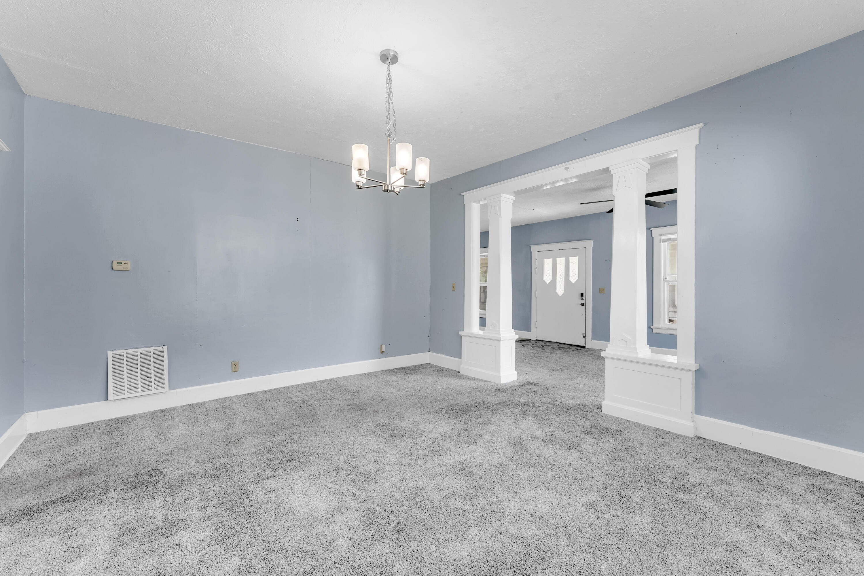 817 West Walnut Street Springfield, MO 65806 - Photo 9 of 23 817WalnutInt-63-22 (1)