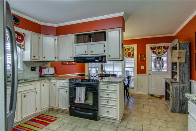 222 Hampton Road Columbia, TN 38401 - Photo 7 of 20 Gallery Image 7