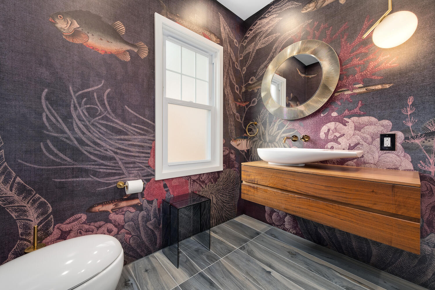 2333 Ridgeway Avenue Evanston, IL 60201 - Photo 19 of 35 a bathroom with a toilet sink and mirror